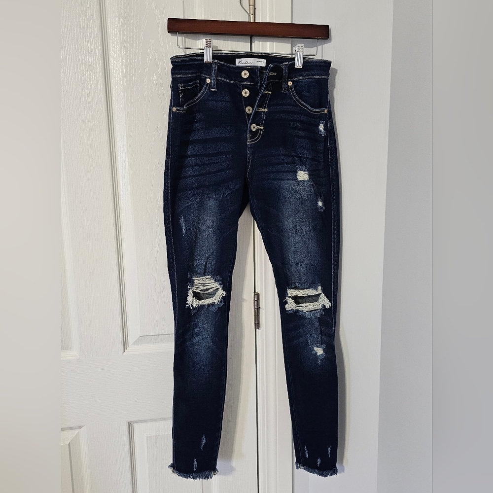 Kancan jeans size 27.